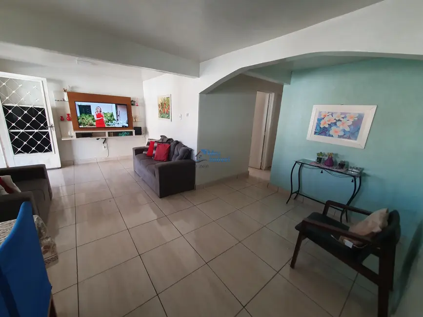 Casa com 6 quartos à venda, 150m2 em Guará I, Brasilia - DF - imagem 5 Foto 5 de Casa com 6 quartos à venda, 150m2 em Guará I, Brasilia - DF