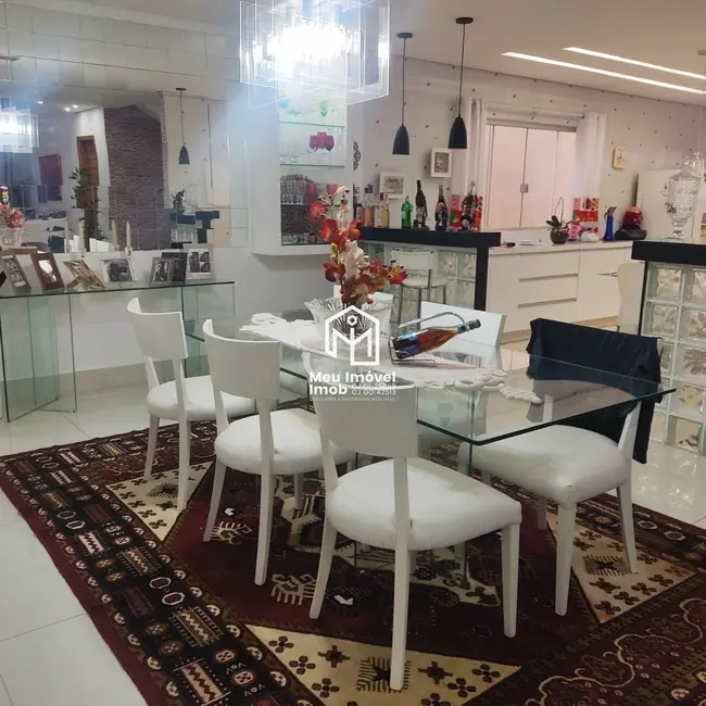 Casa de Condomínio com 3 quartos à venda, 350m2 em Setor Habitacional Vicente Pires, Brasilia - DF - imagem 7 Foto 7 de Casa de Condomínio com 3 quartos à venda, 350m2 em Setor Habitacional Vicente Pires, Brasilia - DF