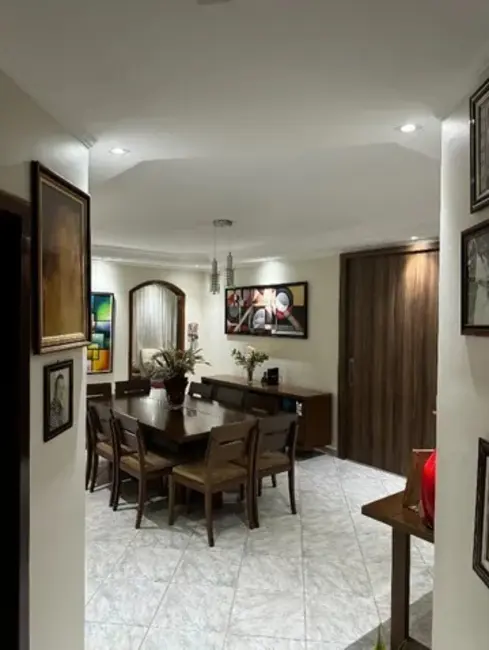 Casa de Condomínio com 4 quartos à venda, 800m2 em Setor Habitacional Vicente Pires, Brasilia - DF - imagem 4 Foto 4 de Casa de Condomínio com 4 quartos à venda, 800m2 em Setor Habitacional Vicente Pires, Brasilia - DF