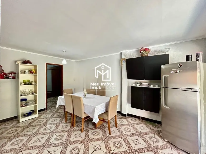 Casa de Condomínio com 4 quartos à venda, 140m2 em Setor Habitacional Samambaia (Vicente Pires), Brasilia - DF - imagem 4 Foto 4 de Casa de Condomínio com 4 quartos à venda, 140m2 em Setor Habitacional Samambaia (Vicente Pires), Brasilia - DF