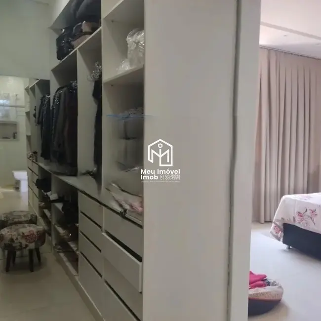 Casa de Condomínio com 3 quartos à venda, 350m2 em Setor Habitacional Vicente Pires, Brasilia - DF - imagem 9 Foto 9 de Casa de Condomínio com 3 quartos à venda, 350m2 em Setor Habitacional Vicente Pires, Brasilia - DF