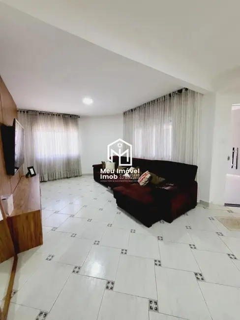 Casa de Condomínio com 3 quartos à venda, 520m2 em Setor Habitacional Arniqueira (Águas Claras), Brasilia - DF - imagem 6 Foto 6 de Casa de Condomínio com 3 quartos à venda, 520m2 em Setor Habitacional Arniqueira (Águas Claras), Brasilia - DF