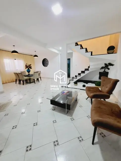 Casa de Condomínio com 3 quartos à venda, 520m2 em Setor Habitacional Arniqueira (Águas Claras), Brasilia - DF - imagem 8 Foto 8 de Casa de Condomínio com 3 quartos à venda, 520m2 em Setor Habitacional Arniqueira (Águas Claras), Brasilia - DF