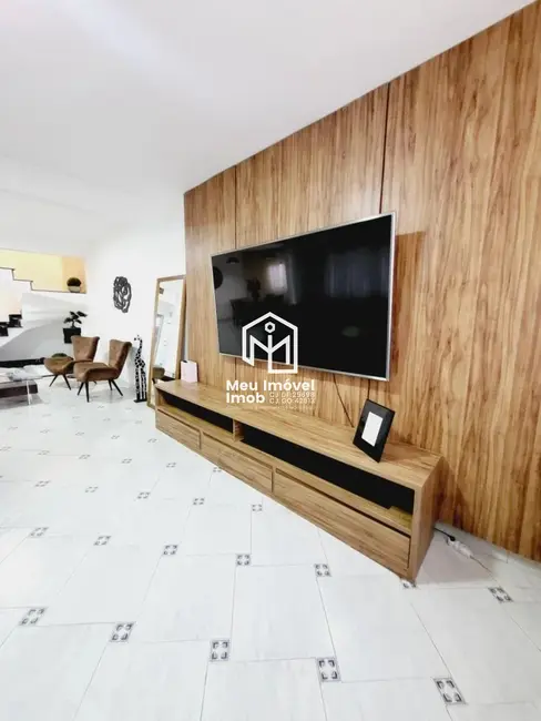 Casa de Condomínio com 3 quartos à venda, 520m2 em Setor Habitacional Arniqueira (Águas Claras), Brasilia - DF - imagem 5 Foto 5 de Casa de Condomínio com 3 quartos à venda, 520m2 em Setor Habitacional Arniqueira (Águas Claras), Brasilia - DF