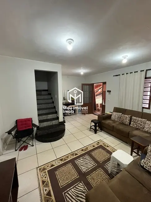 Foto 2 de Casa com 5 quartos à venda, 300m2 em Núcleo Bandeirante, Brasilia - DF