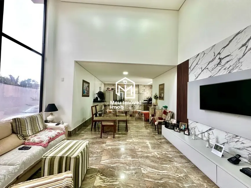 Foto 2 de Casa com 3 quartos à venda, 200m2 em Setor Habitacional Arniqueira (Águas Claras), Brasilia - DF