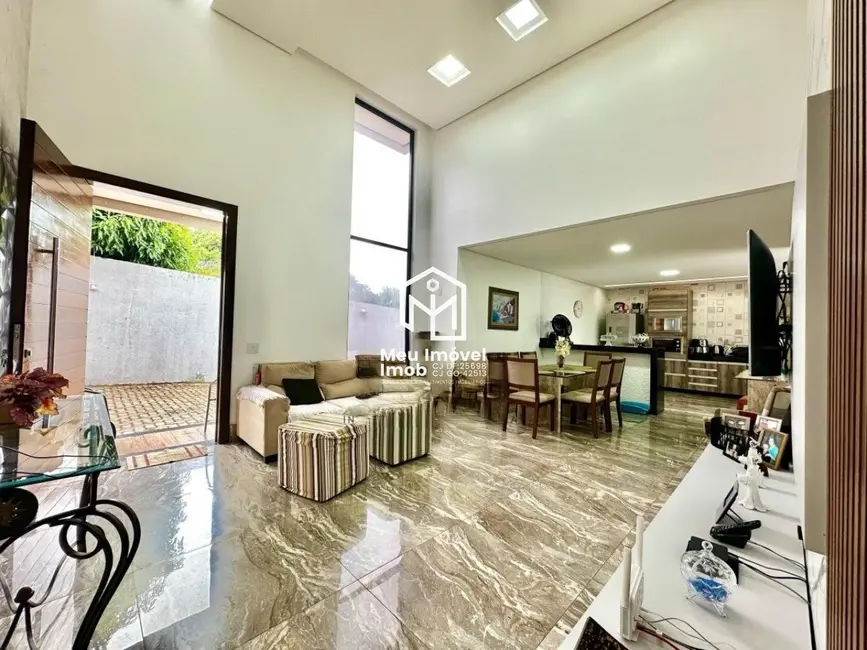 Foto 1 de Casa com 3 quartos à venda, 200m2 em Setor Habitacional Arniqueira (Águas Claras), Brasilia - DF
