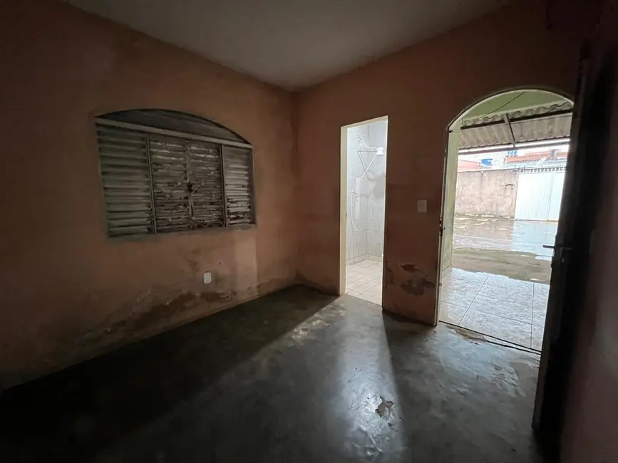 Casa com 2 quartos à venda, 120m2 em Samambaia Norte (Samambaia), Brasilia - DF - imagem 3 Foto 3 de Casa com 2 quartos à venda, 120m2 em Samambaia Norte (Samambaia), Brasilia - DF