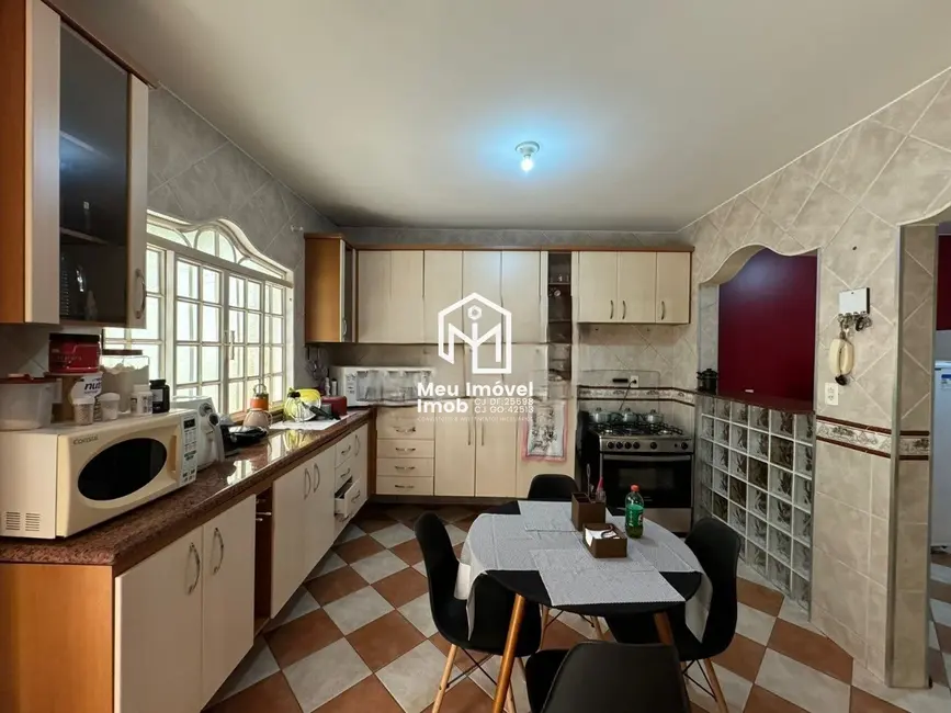 Casa com 5 quartos à venda, 328m2 em Samambaia Sul (Samambaia), Brasilia - DF - imagem 3 Foto 3 de Casa com 5 quartos à venda, 328m2 em Samambaia Sul (Samambaia), Brasilia - DF