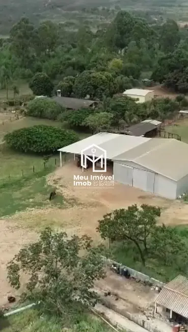 Fazenda / Haras com 1 quarto à venda, 205m2 em Cristalina - GO - imagem 6 Foto 6 de Fazenda / Haras com 1 quarto à venda, 205m2 em Cristalina - GO