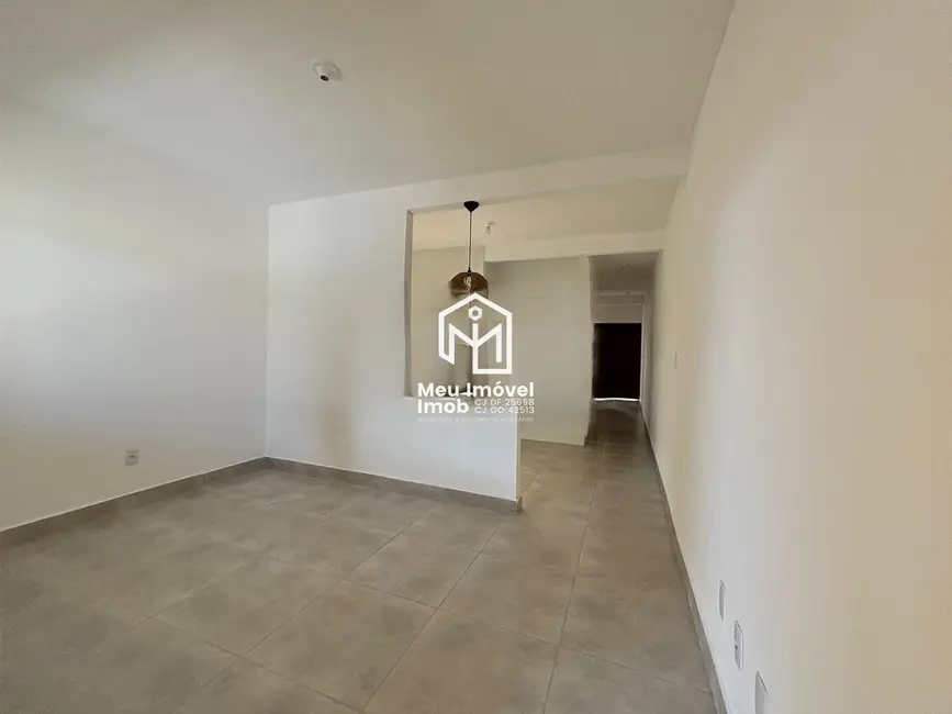 Casa com 2 quartos à venda, 73m2 em Luziania - GO - imagem 3 Foto 3 de Casa com 2 quartos à venda, 73m2 em Luziania - GO