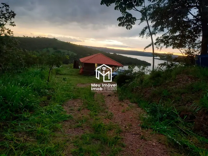 Foto 1 de Chácara com 1 quarto à venda, 1468m2 em Área Rural de Luziânia, Luziania - GO