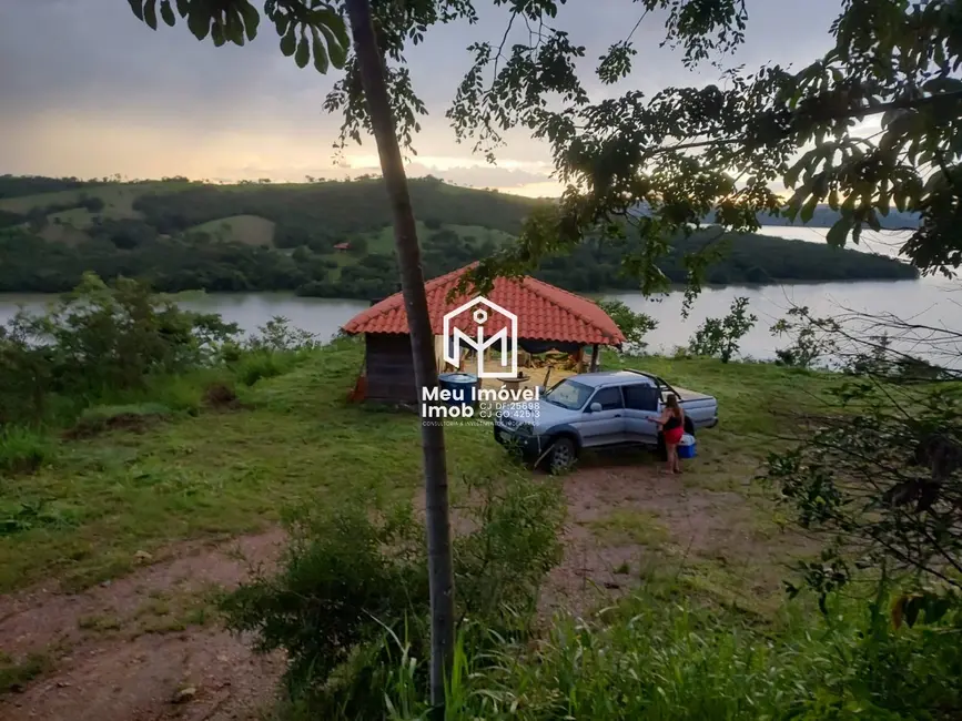 Foto 6 de Chácara com 1 quarto à venda, 1468m2 em Área Rural de Luziânia, Luziania - GO
