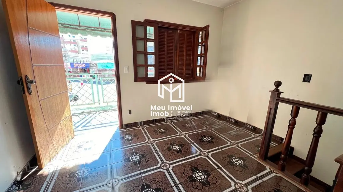 Casa com 3 quartos à venda, 220m2 em Samambaia Sul (Samambaia), Brasilia - DF - imagem 9 Foto 9 de Casa com 3 quartos à venda, 220m2 em Samambaia Sul (Samambaia), Brasilia - DF