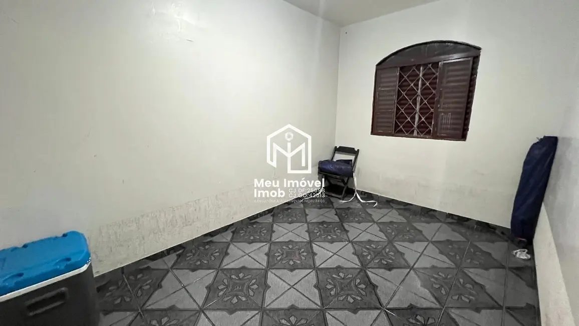 Casa com 3 quartos à venda, 220m2 em Samambaia Sul (Samambaia), Brasilia - DF - imagem 3 Foto 3 de Casa com 3 quartos à venda, 220m2 em Samambaia Sul (Samambaia), Brasilia - DF