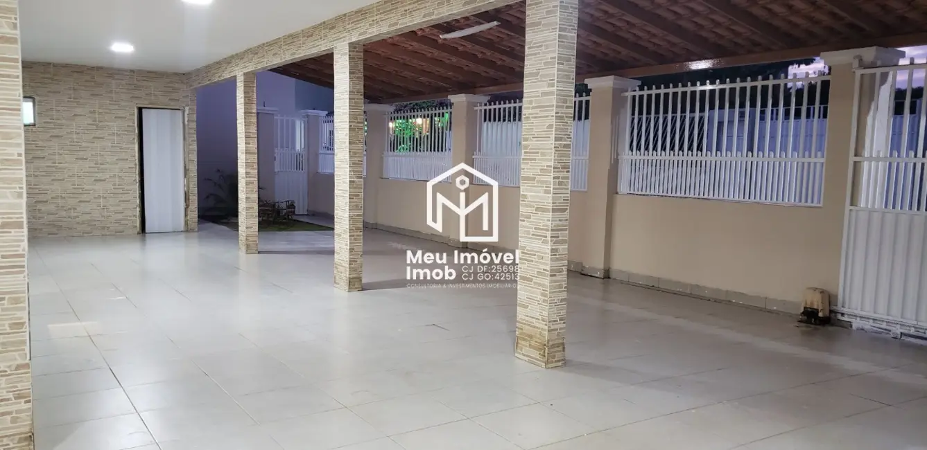 Casa de Condomínio com 4 quartos à venda, 249m2 em Setor Habitacional Vicente Pires, Brasilia - DF - imagem 1 Foto 1 de Casa de Condomínio com 4 quartos à venda, 249m2 em Setor Habitacional Vicente Pires, Brasilia - DF