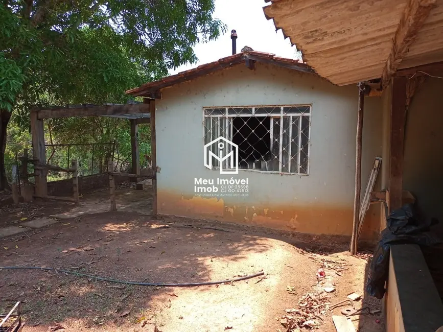 Foto 4 de Fazenda / Haras com 3 quartos à venda, 14m2 em Centro, Luziania - GO