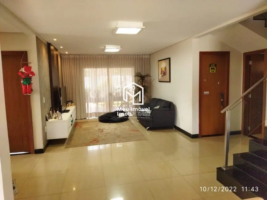 Casa de Condomínio com 4 quartos à venda, 500m2 em Setor Habitacional Arniqueira (Águas Claras), Brasilia - DF - imagem 6 Foto 6 de Casa de Condomínio com 4 quartos à venda, 500m2 em Setor Habitacional Arniqueira (Águas Claras), Brasilia - DF