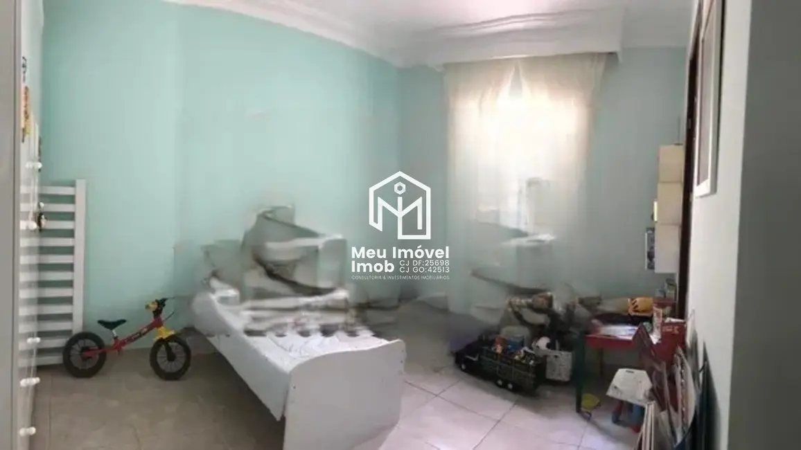 Chácara com 4 quartos à venda, 200m2 em Setor Habitacional Arniqueira (Águas Claras), Brasilia - DF - imagem 9 Foto 9 de Chácara com 4 quartos à venda, 200m2 em Setor Habitacional Arniqueira (Águas Claras), Brasilia - DF