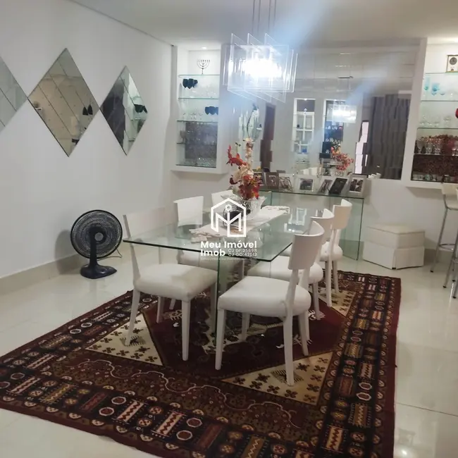 Casa de Condomínio com 3 quartos à venda, 350m2 em Setor Habitacional Vicente Pires, Brasilia - DF - imagem 6 Foto 6 de Casa de Condomínio com 3 quartos à venda, 350m2 em Setor Habitacional Vicente Pires, Brasilia - DF