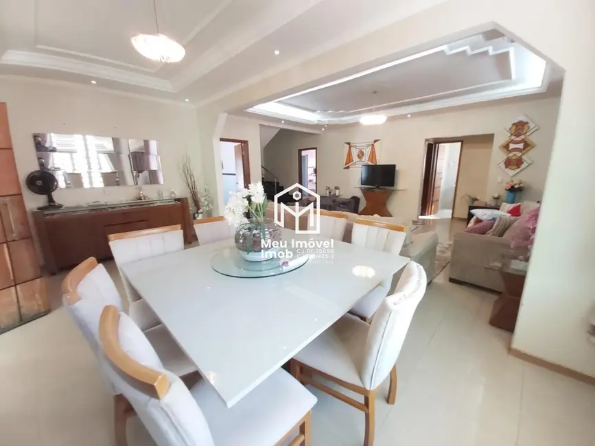 Casa de Condomínio com 4 quartos à venda, 360m2 em Guará I, Brasilia - DF - imagem 3 Foto 3 de Casa de Condomínio com 4 quartos à venda, 360m2 em Guará I, Brasilia - DF