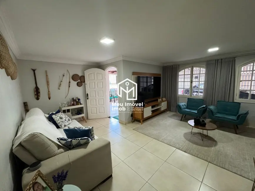 Foto 3 de Casa de Condomínio com 6 quartos à venda, 128m2 em Guará II, Brasilia - DF