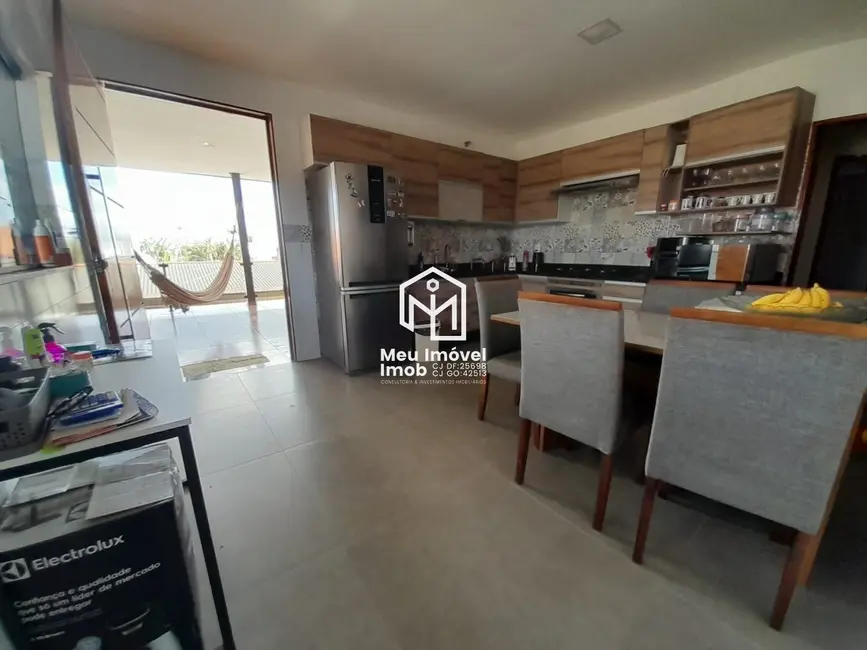 Casa com 5 quartos à venda, 210m2 em Parque Esplanada I, Valparaiso De Goias - GO - imagem 2 Foto 2 de Casa com 5 quartos à venda, 210m2 em Parque Esplanada I, Valparaiso De Goias - GO