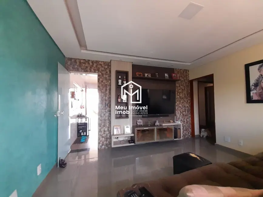 Casa com 5 quartos à venda, 210m2 em Parque Esplanada I, Valparaiso De Goias - GO - imagem 4 Foto 4 de Casa com 5 quartos à venda, 210m2 em Parque Esplanada I, Valparaiso De Goias - GO