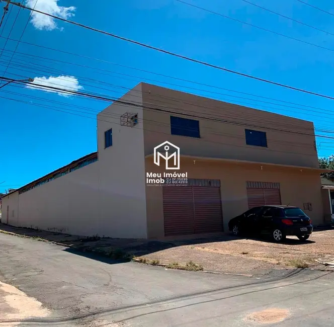 Foto 1 de Armazém / Galpão com 3 quartos à venda, 489m2 em Setor Fumal, Luziania - GO