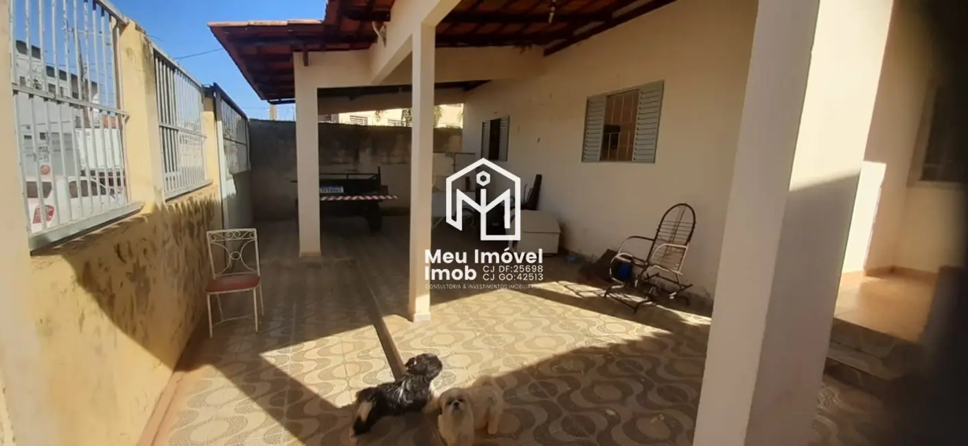 Foto 1 de Casa com 3 quartos à venda, 222m2 em SHIS, Luziania - GO