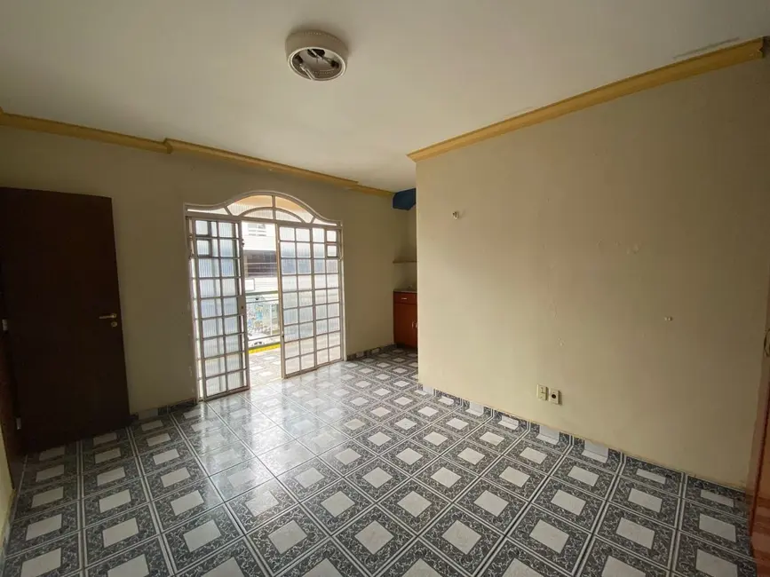 Foto 2 de Casa de Condomínio com 3 quartos à venda, 280m2 em Guará I, Brasilia - DF