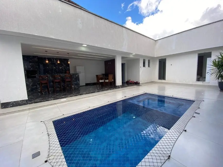 Foto 1 de Casa de Condomínio com 3 quartos à venda, 340m2 em Setor Habitacional Arniqueira (Águas Claras), Brasilia - DF
