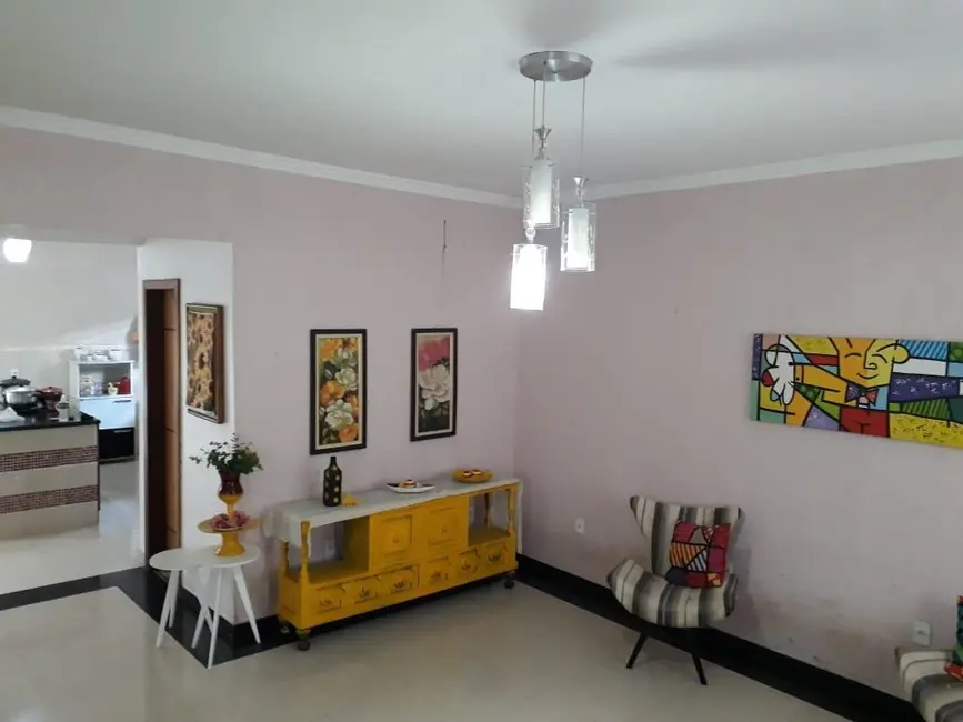 Foto 1 de Casa com 3 quartos à venda, 420m2 em Brasilia - DF