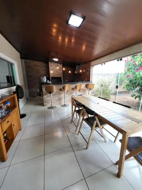 Foto 2 de Casa com 3 quartos à venda, 350m2 em Setor Habitacional Vicente Pires, Brasilia - DF