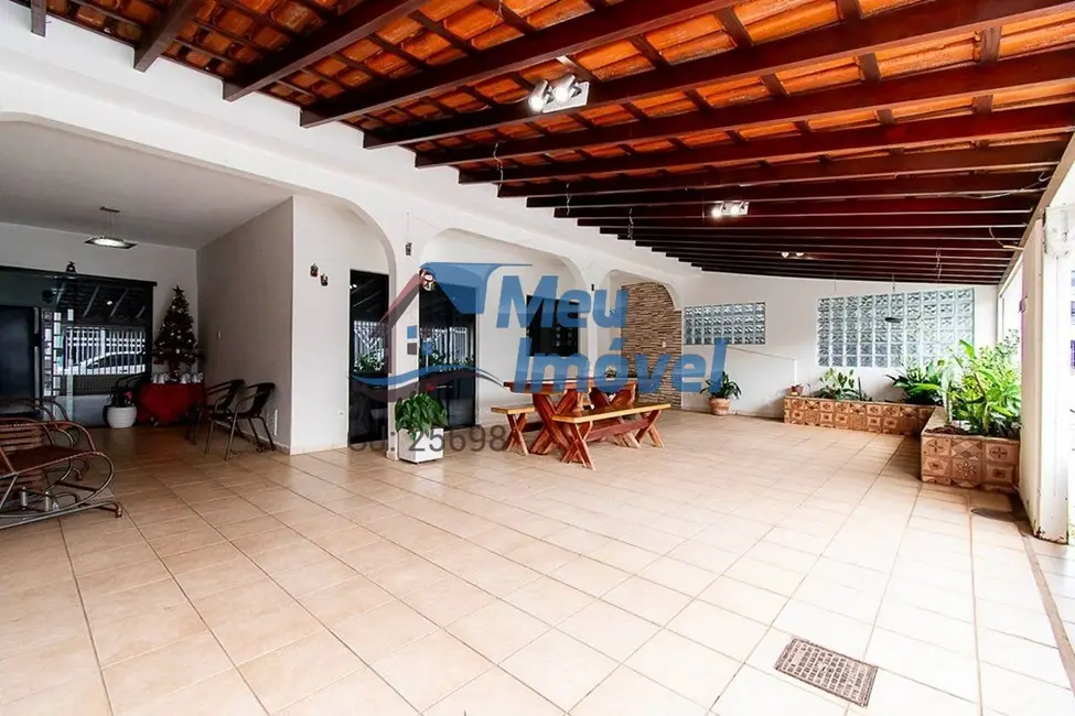 Foto 1 de Casa com 3 quartos à venda, 140m2 em Guará I, Brasilia - DF