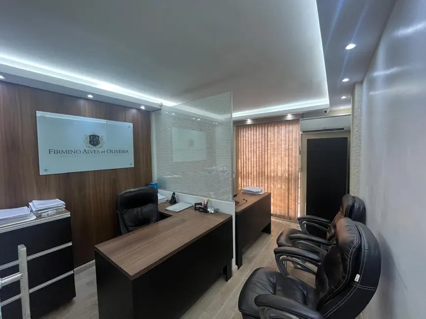 Sala Comercial à venda, 24m2 em Taguatinga Centro (Taguatinga), Brasilia - DF - imagem 1 Foto 1 de Sala Comercial à venda, 24m2 em Taguatinga Centro (Taguatinga), Brasilia - DF