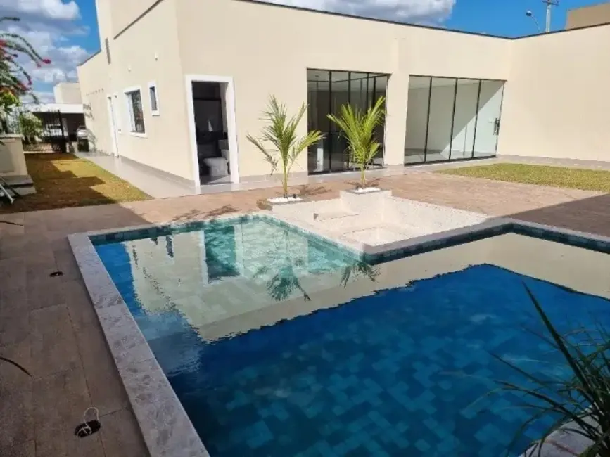 Foto 1 de Casa de Condomínio com 3 quartos à venda, 340m2 em Setor Habitacional Jardim Botânico, Brasilia - DF