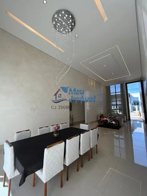 Foto 2 de Casa de Condomínio com 4 quartos à venda, 500m2 em Brasilia - DF
