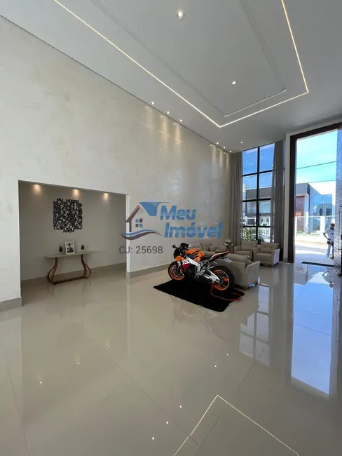 Casa de Condomínio com 4 quartos à venda, 500m2 em Brasilia - DF - imagem 3 Foto 3 de Casa de Condomínio com 4 quartos à venda, 500m2 em Brasilia - DF