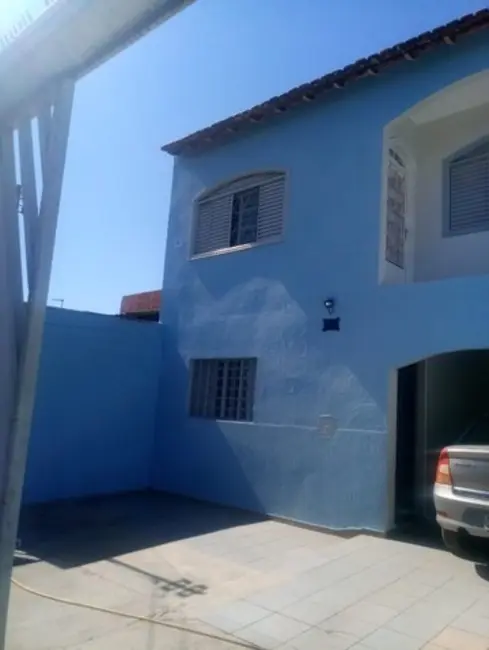 Foto 2 de Casa com 4 quartos à venda, 144m2 em Brasilia - DF