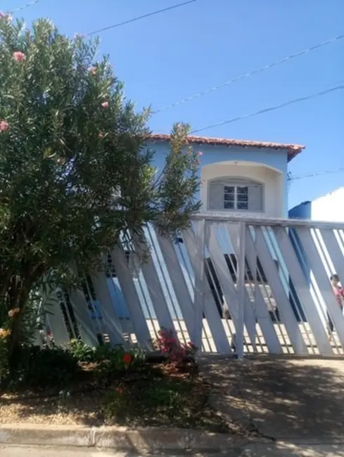 Foto 2 de Casa com 4 quartos à venda, 144m2 em Brasilia - DF