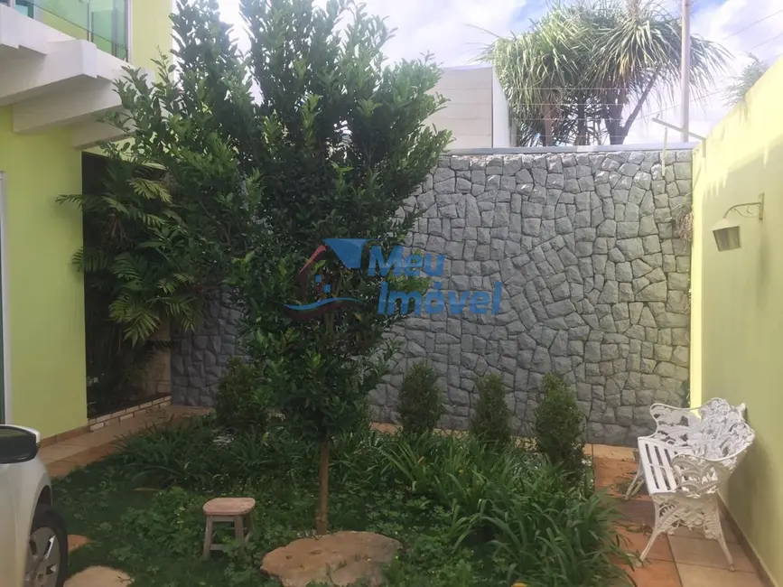 Foto 3 de Casa com 4 quartos à venda, 408m2 em Taguatinga Norte (Taguatinga), Brasilia - DF