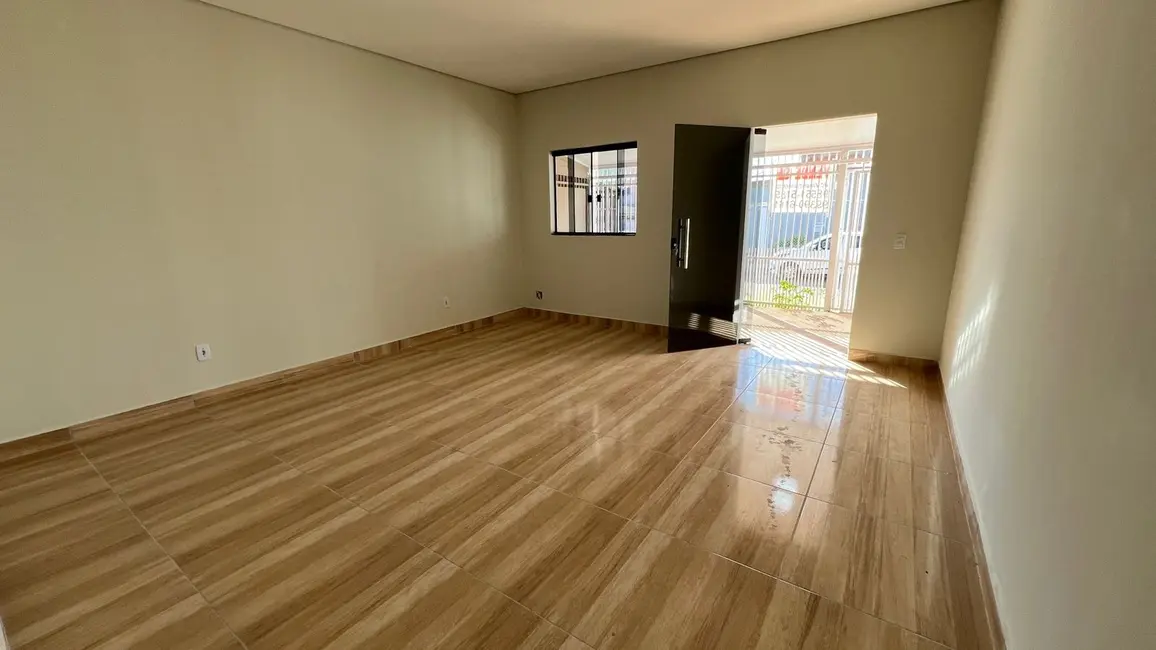 Foto 1 de Casa com 3 quartos à venda, 140m2 em Recanto das Emas, Brasilia - DF