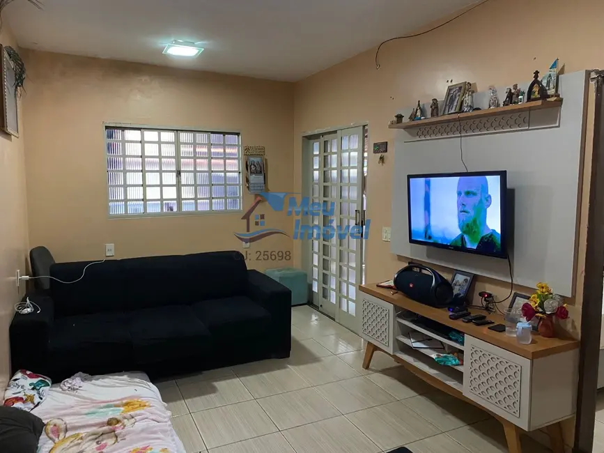 Foto 1 de Casa com 5 quartos à venda, 300m2 em Samambaia Sul (Samambaia), Brasilia - DF