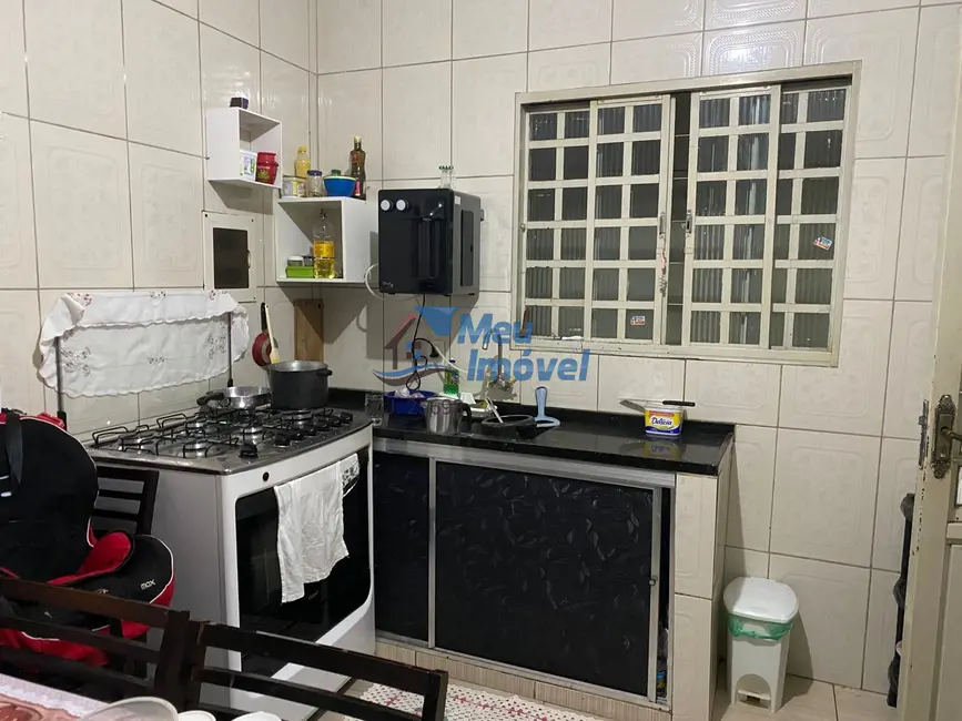 Casa com 5 quartos à venda, 300m2 em Samambaia Sul (Samambaia), Brasilia - DF - imagem 8 Foto 8 de Casa com 5 quartos à venda, 300m2 em Samambaia Sul (Samambaia), Brasilia - DF