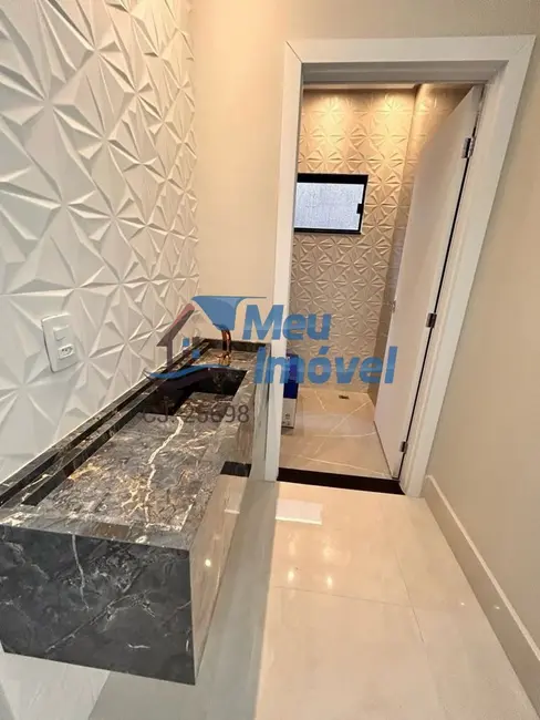 Casa de Condomínio com 4 quartos à venda, 350m2 em Setor Habitacional Vicente Pires, Brasilia - DF - imagem 9 Foto 9 de Casa de Condomínio com 4 quartos à venda, 350m2 em Setor Habitacional Vicente Pires, Brasilia - DF