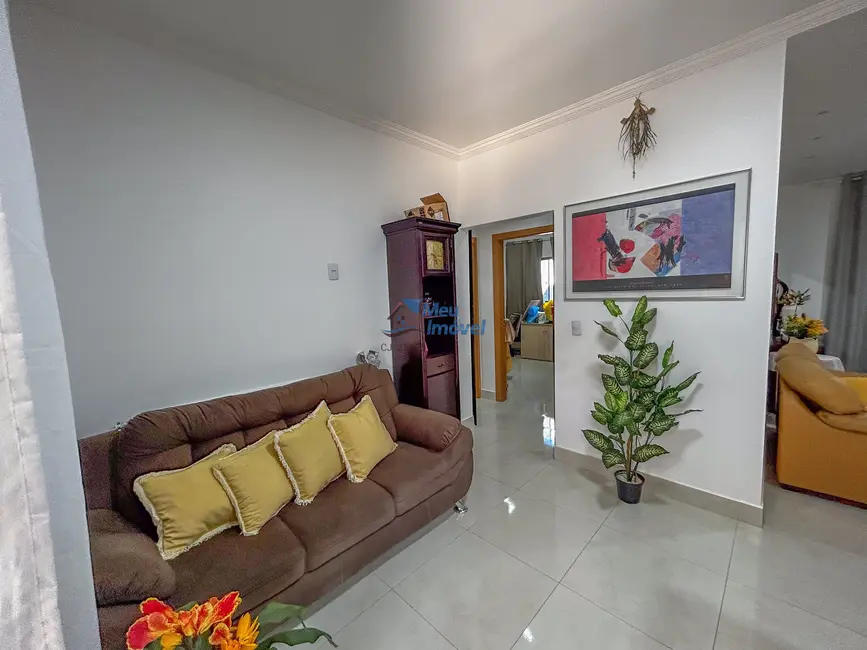 Casa de Condomínio com 3 quartos à venda, 205m2 em Setor Habitacional Vicente Pires, Brasilia - DF - imagem 6 Foto 6 de Casa de Condomínio com 3 quartos à venda, 205m2 em Setor Habitacional Vicente Pires, Brasilia - DF