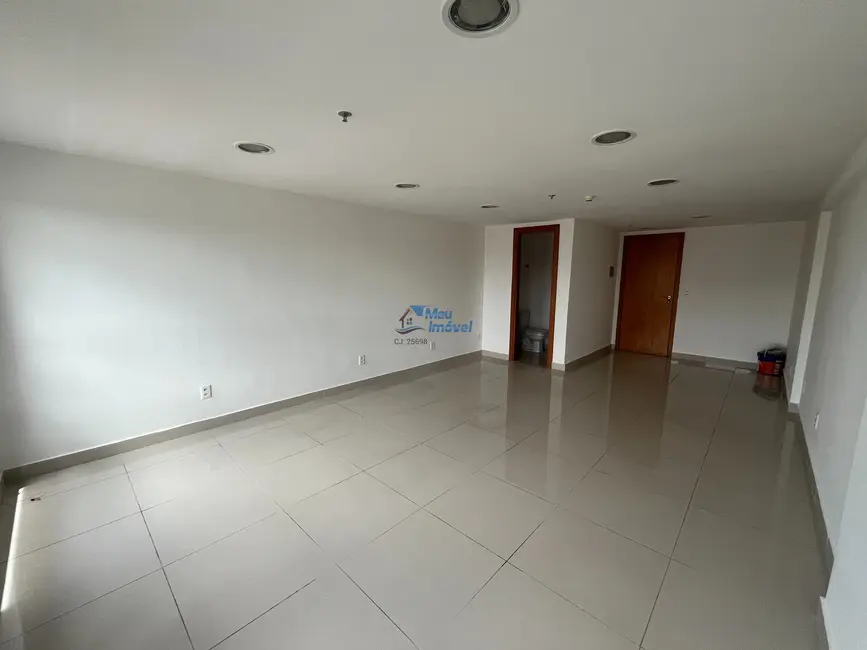 Sala Comercial à venda, 64m2 em Asa Norte, Brasilia - DF - imagem 3 Foto 3 de Sala Comercial à venda, 64m2 em Asa Norte, Brasilia - DF