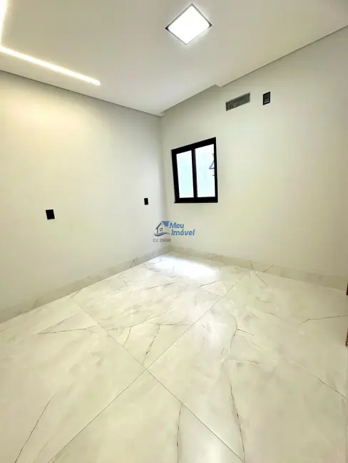 Casa com 3 quartos à venda, 107m2 em Samambaia Norte (Samambaia), Brasilia - DF - imagem 6 Foto 6 de Casa com 3 quartos à venda, 107m2 em Samambaia Norte (Samambaia), Brasilia - DF