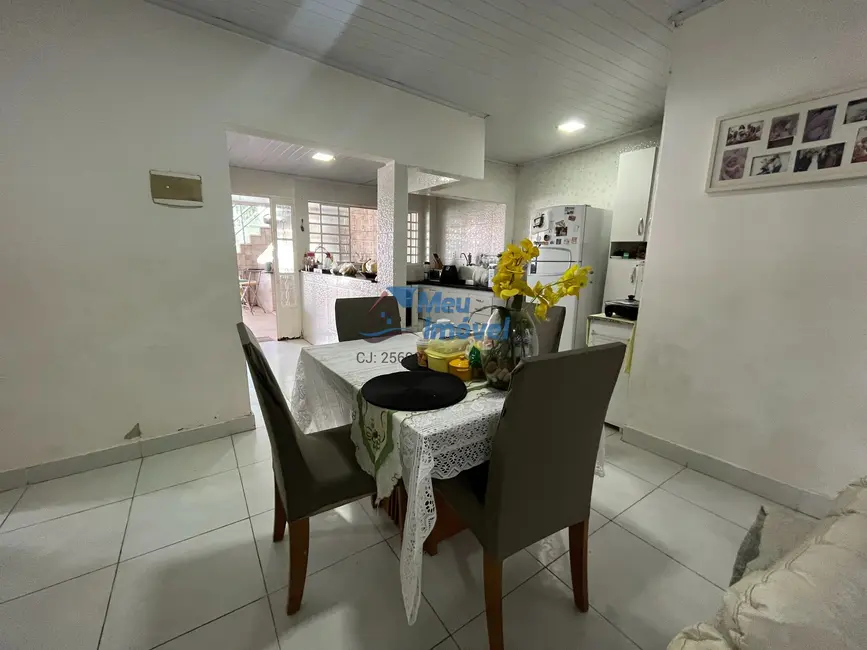 Foto 7 de Casa com 2 quartos à venda, 100m2 em Candangolândia, Brasilia - DF
